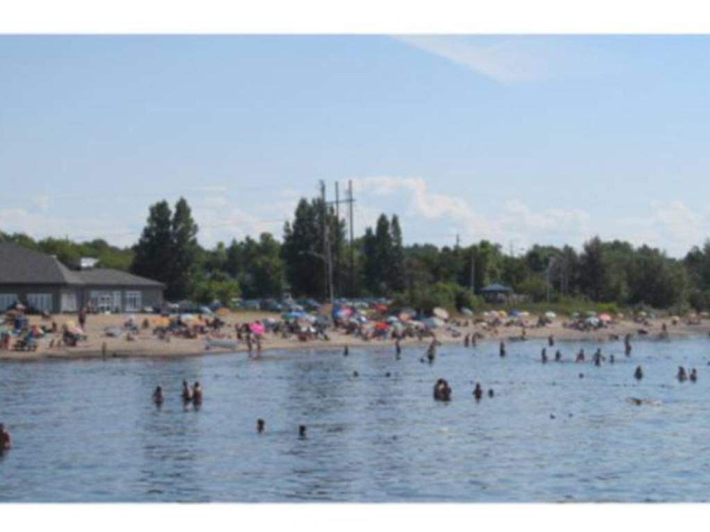 Le Gîte du Pêcheur Métabetchouan Extérieur photo
