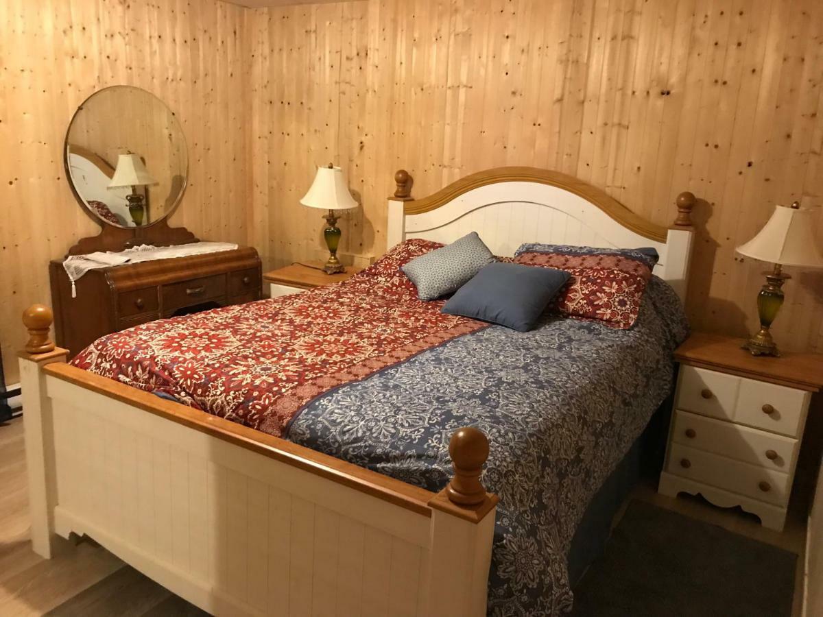 Le Gîte du Pêcheur Métabetchouan Extérieur photo